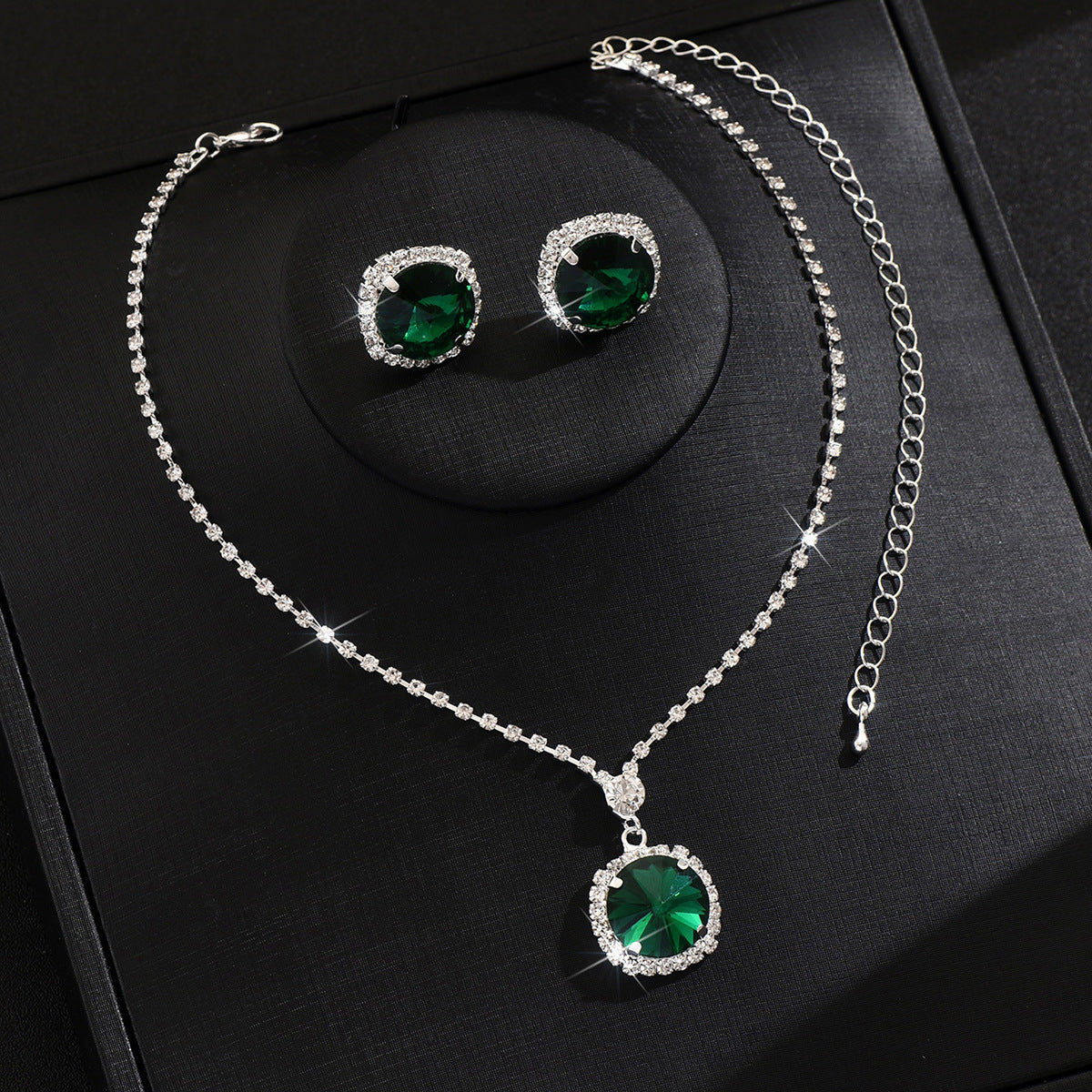 Cross-Border Emerald Glass Crystal Necklace Earrings Clavicle Chain Jewelry Set Birthday Formal Elegant